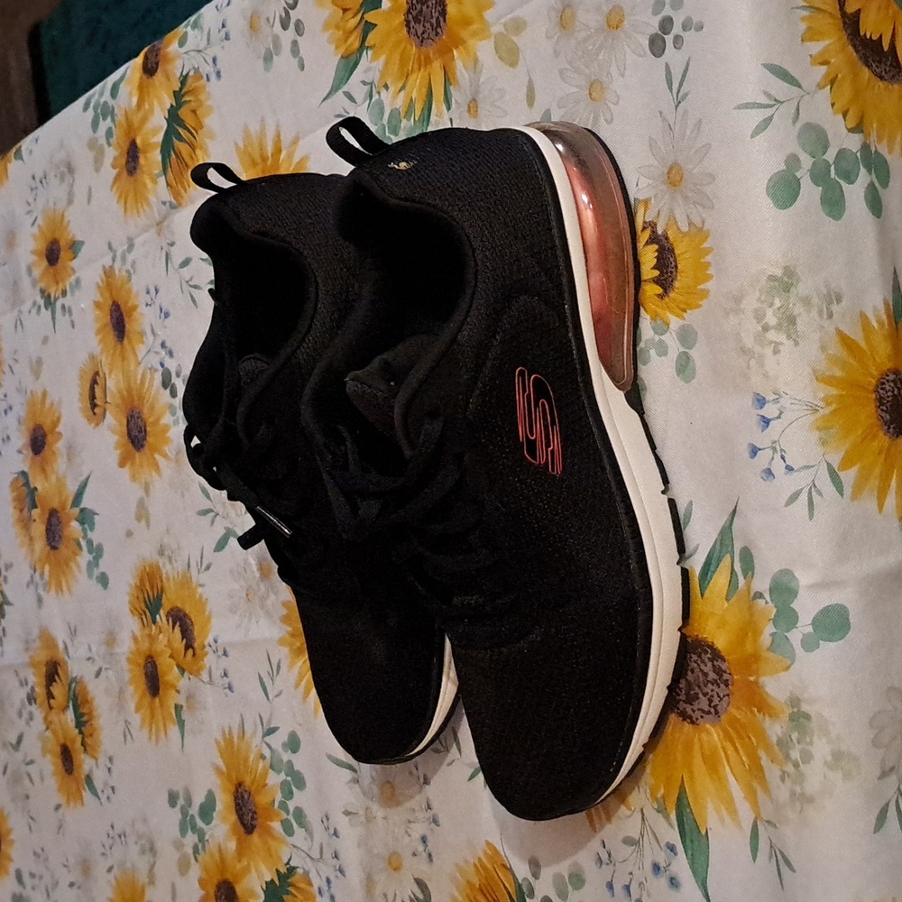 SKETCHERS Sz 10